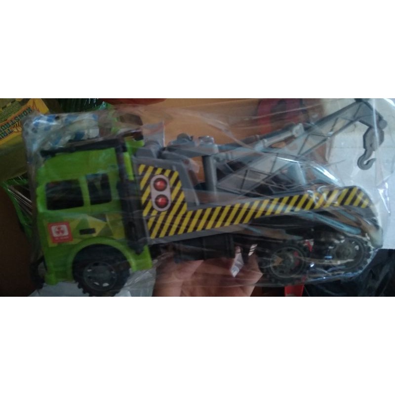 mainan truck crane derek