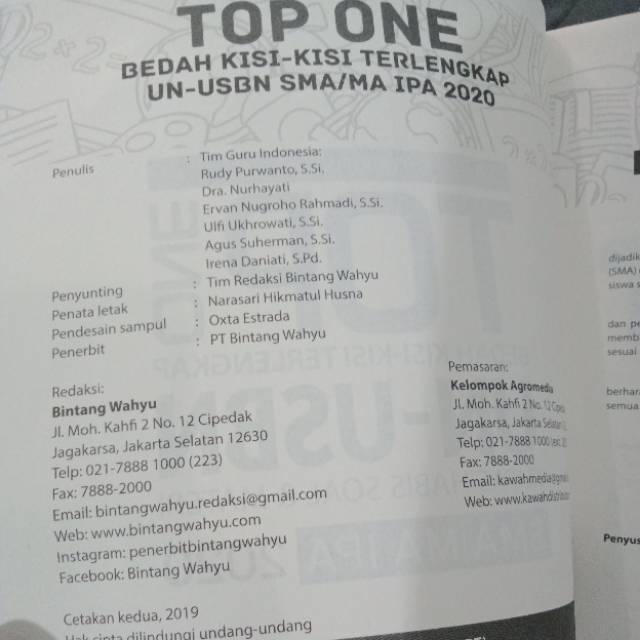 TOP ONE BEDAH KISI-KISI UN-USBN SMA/MA IPA 2020 FREE CD-6