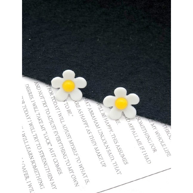 LRC Anting Tusuk Fashion Small  925 Silver Needle Flower Earrings F59902