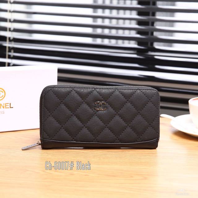 

Chanel Classic Style Walet