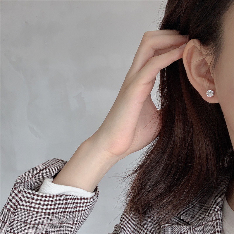 [1 Pairs Six Claw Zircon Stud Earrings ] [Ladies Elegant Rhinestone Studs Earrings] [Korean INS Simple Style Bridal Wedding Party Ear Jewelry]