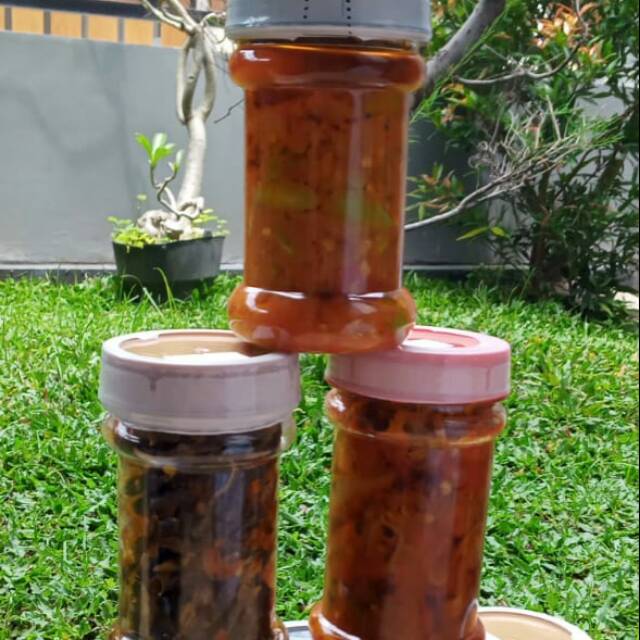 

Sambal cumi " sambal petai" sambal mantah" sambal cabai hijau.