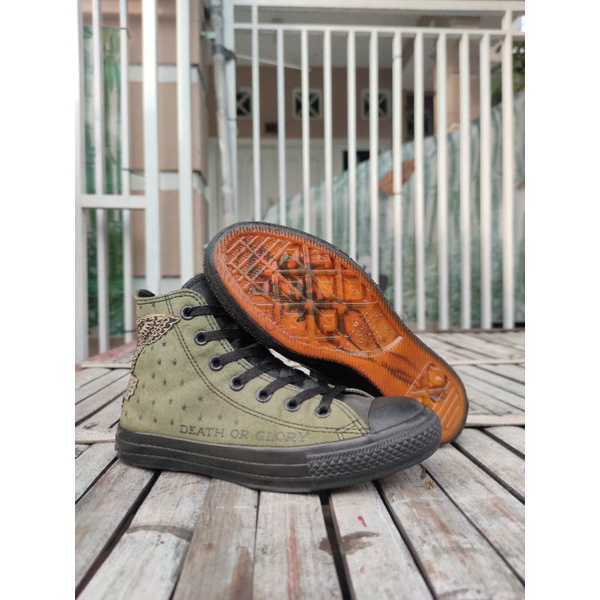 Converse Sailor Jerry Tag Sample