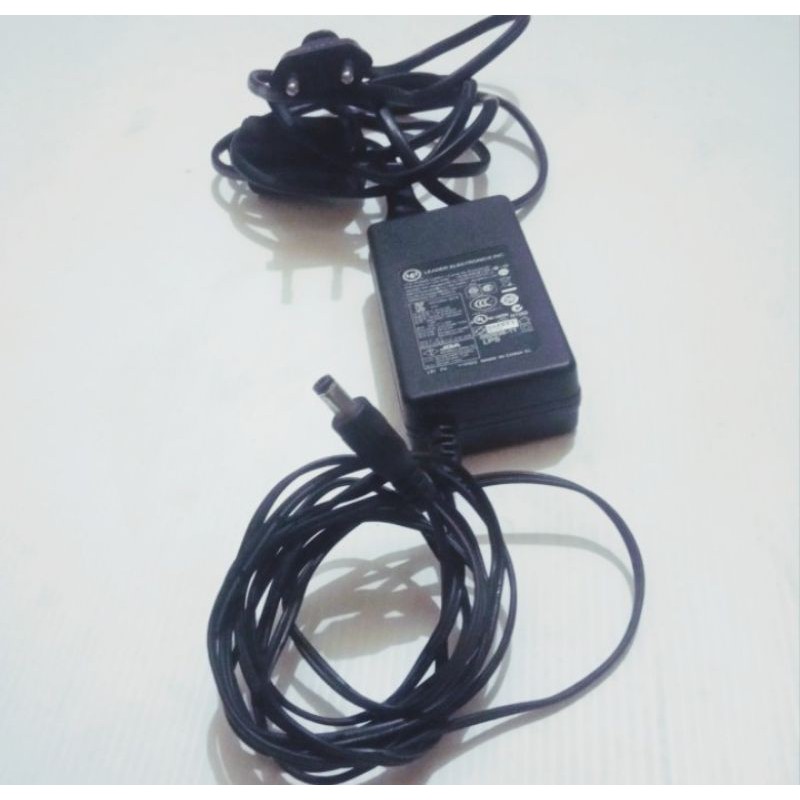 switching adapter 12v - 1'25a original