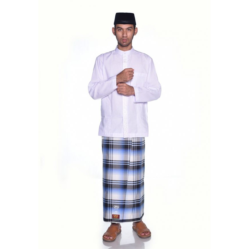 SARUNG BHS GOLD EXCELLENT MOTIF TUMPAL KEMBANG KOMBINASI VARIAN WARNA BIRU DAN PUTIH