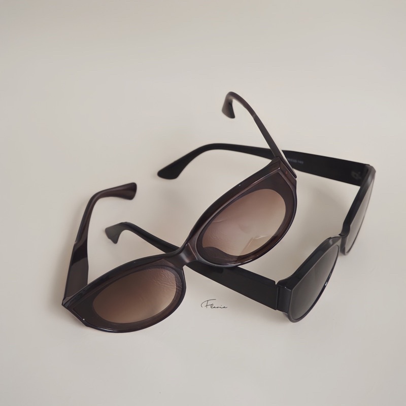 Flavia Eyewear - Kacamata Hitam Oslo Oval Acetat Anti UV 400