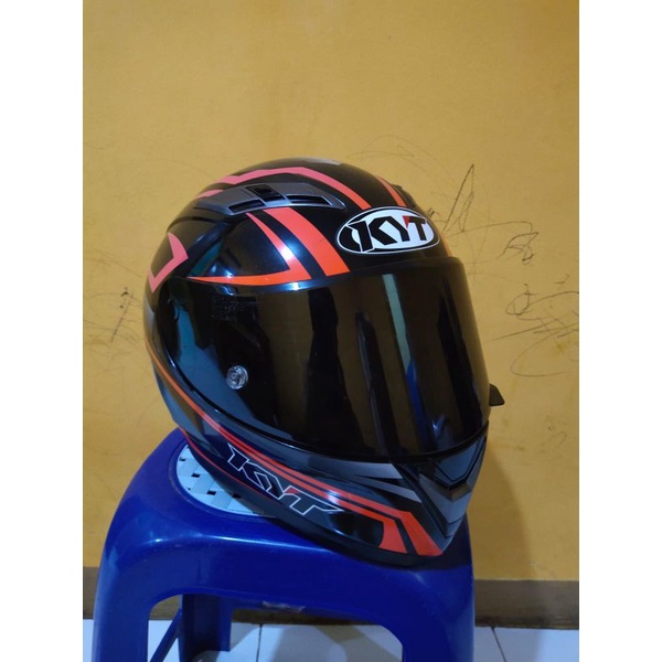 HELM FULL FACE KYT FALCON SIZE L FIT M SECOND/BEKAS