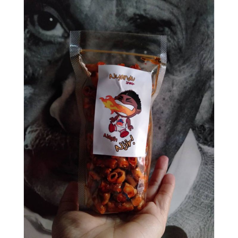 

makaroni pedas gurih nyanduu