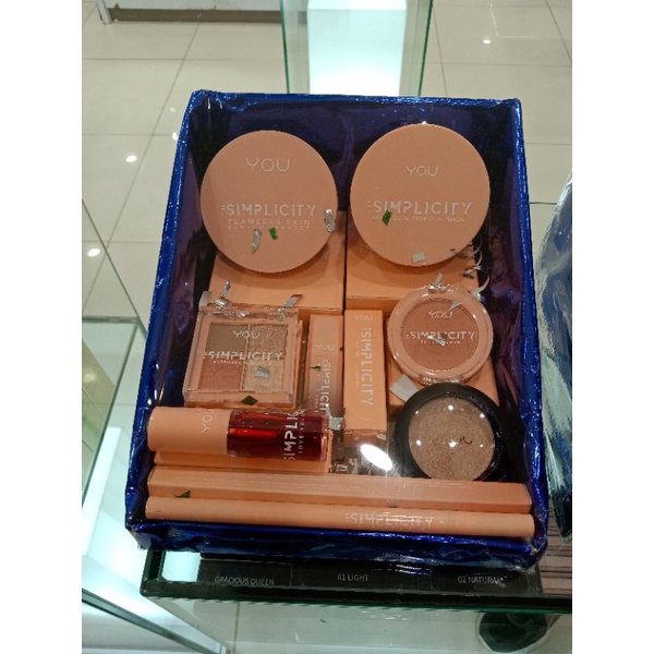 PAKET KOSMETIK BRAND Y.O.U COCOK BUAT HANTARAN/HADIAH