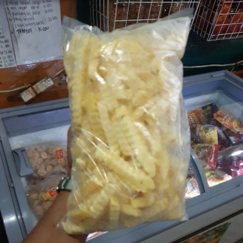

kentang goreng Crinkle 1kg