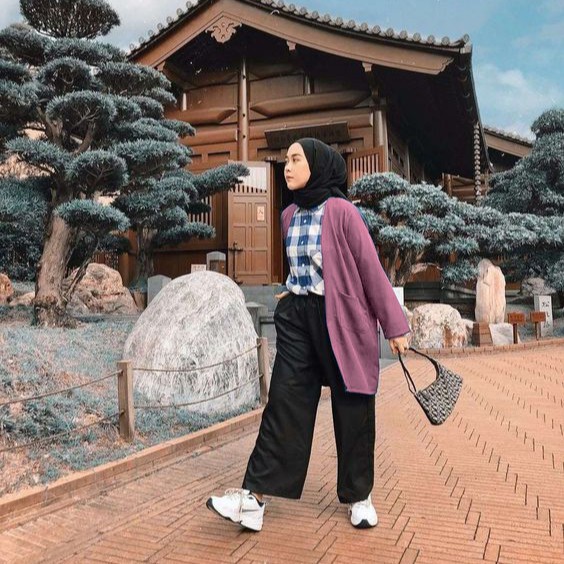 LONG CARDIGAN RAJUT TEBAL OVERSIZED MAGRA-NILA MUDA