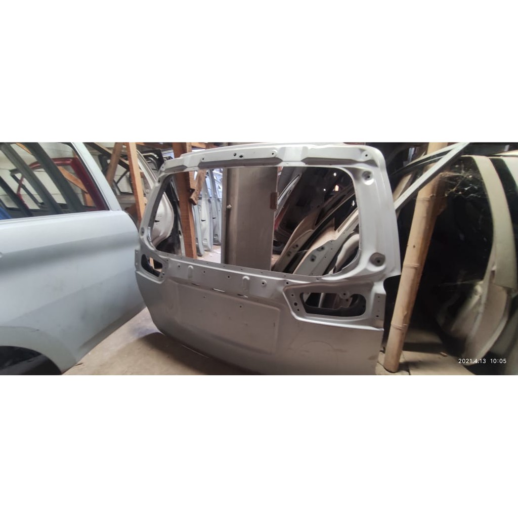 Pintu Bagasi Backdoor Toyota All New  Innova 2016 keatas