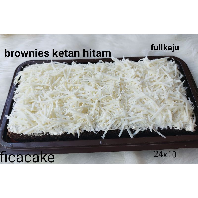 

Brownies kukus Ketan Hitam /brownies prima rasa/FULL TOPPING COKLAT KEJU Creamcheese MELIMPAHH size 20x20cm