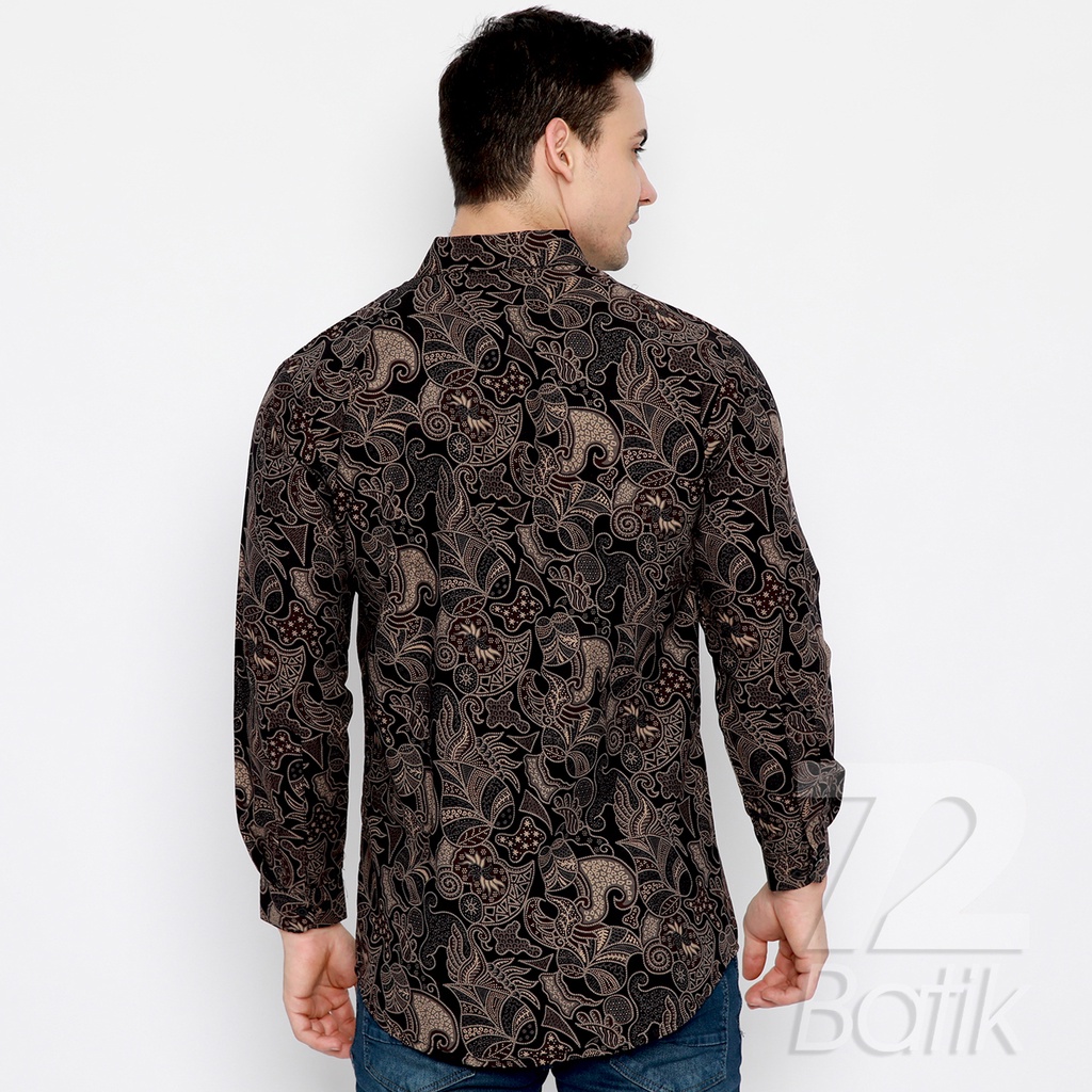 BATIK PRIA LENGAN PANJANG Kemeja Slimfit Premium Motif Elegant Warna Coklat Hitam 723386 Cap 72 - Baju Kemeja Atasan Pakaian Setelan Batik Pria Cowok Laki Laki Remaja Keluarga Kantor Lengan Panjang Modern Slimfit Slim Fit Premium Kekinian