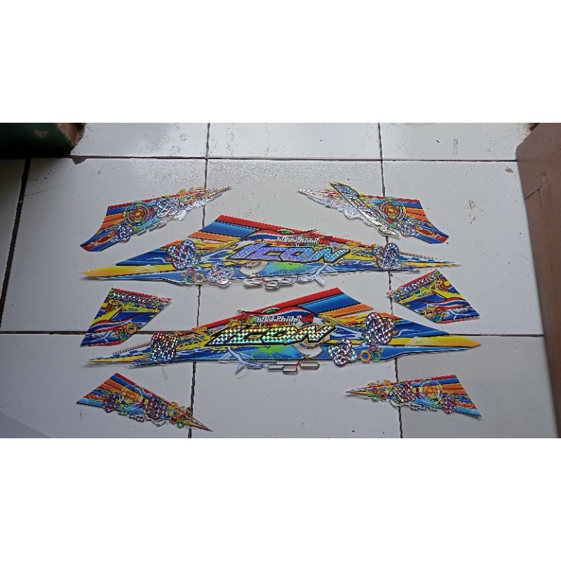 STRIPING TRANSPARAN BEAT KARBU STRIPING TRANSPARAN BEAT OLD STRIPING TRANSPARAN HOLOGRAM