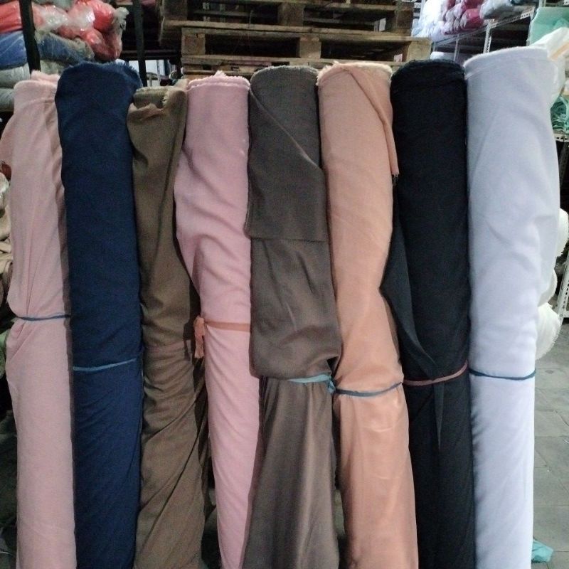 KAIN VOAL POLOSAN METERAN POTONGAN PREMIUM / HIJAB KERUDUNG JILBAB / SEGI EMPAT VOAL