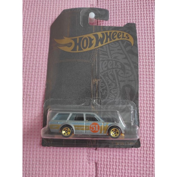 hotwheels Datsun 510 wagon