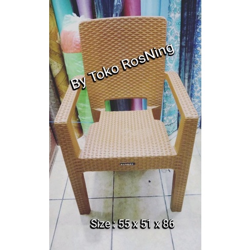 kursi plastik sandar napolly rotan