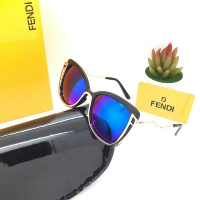 kaca mata Fendi / kaca mata murah / kaca mata gaya / kaca mata fashion / kaca mata santai