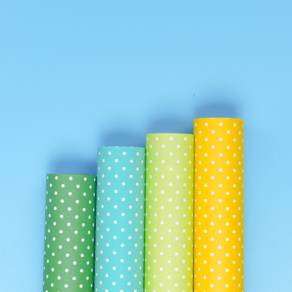 

TOKO ANQA-Kertas kado Papyrus polkadot DOTS 04 warna Hijua muda Uk. 48 x 65 cm 100 gsm