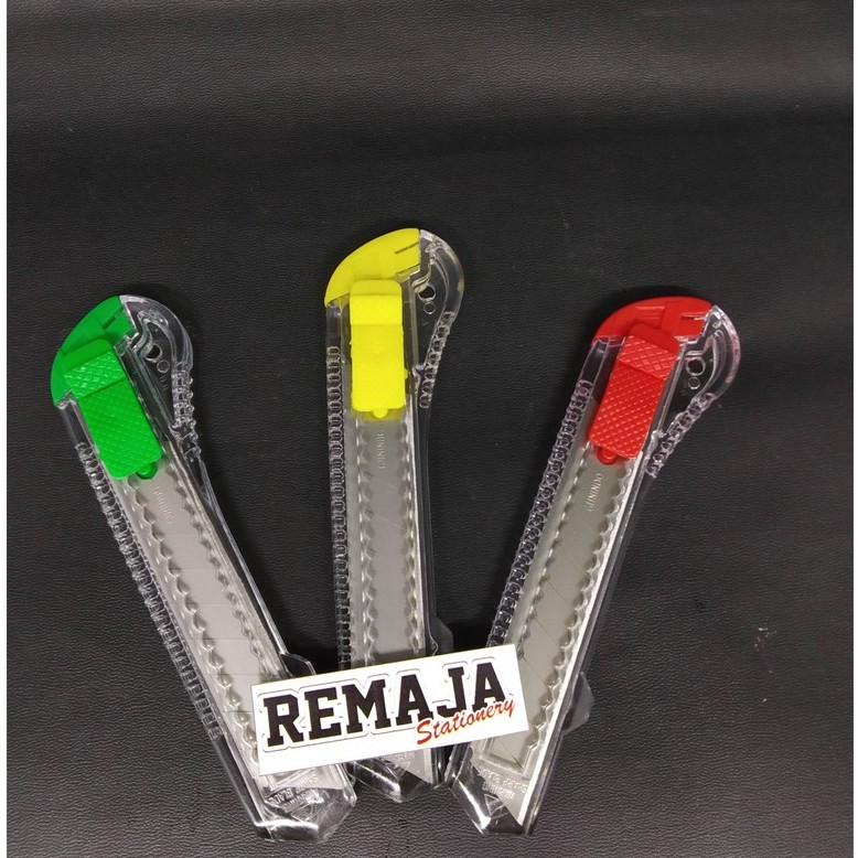

Cutter Gunindo A-18 1pcs Transparan