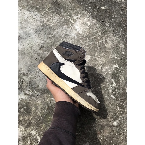 NIKE JORDAN 1 X TRAVIS SCOOT SECOND