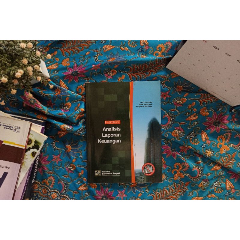 Analisis Laporan Keuangan - PRAKTIKUM _ORI - PRELOVED