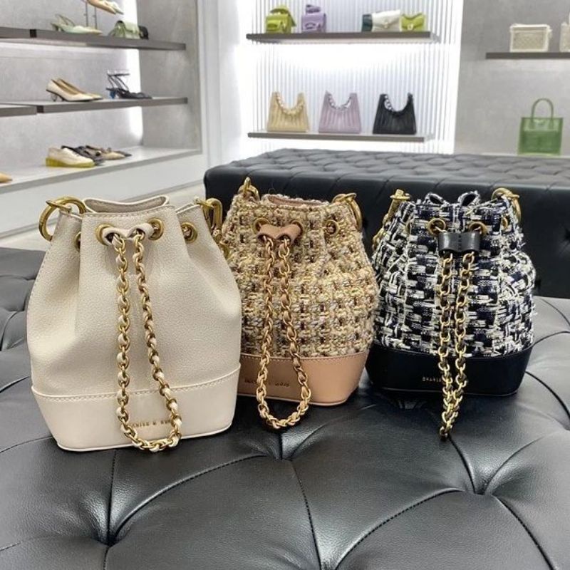 12.12 SALE | CK Dancer Chunky Chain Bucket Bag