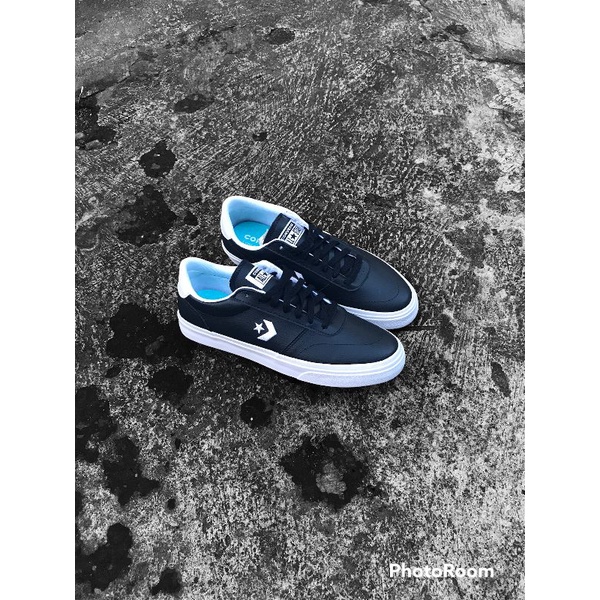 Converse Boulevard Leather - Black White