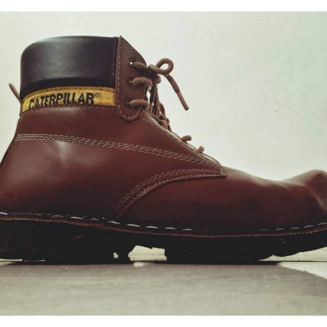 Sepatu Caterpillar