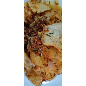 

keripik ubi gokil / keripik ubi / keripik pedas/ keripik sadis / keripik Enak / keripik ubi / keripik gokil / keripik murah / keripik crispy / keripik ebi /keripik halal/keripik gokil