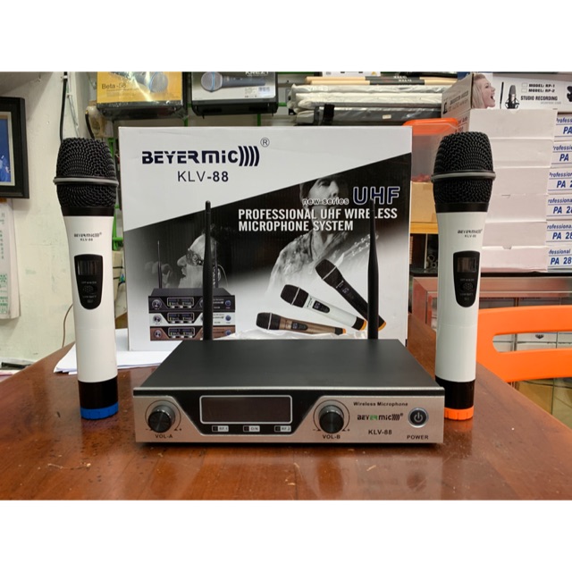 Wireless mic beyer isi 2 . Wireless mic murah