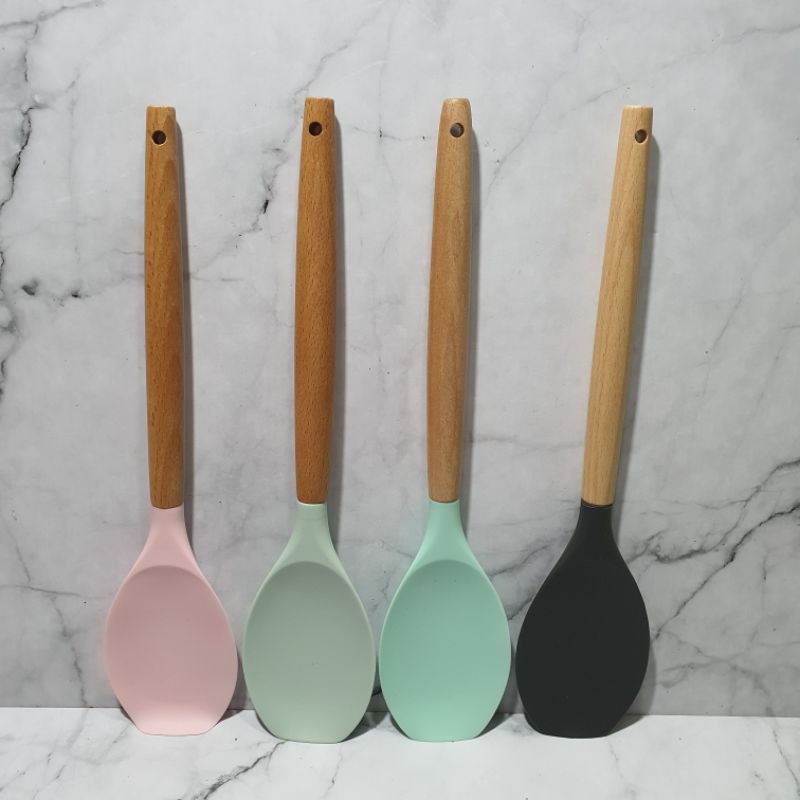 Silicone spatula with wooden handle / sodet masak silikon utensil ujung datar