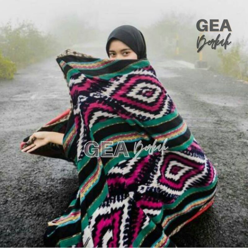 PROMO KAIN TENUN ETNIK BLANKET / TENUN ETNIK / KAIN TORAJA/KAIN ETNIK/TENUN SUMBA/FREE GELANG TENUN