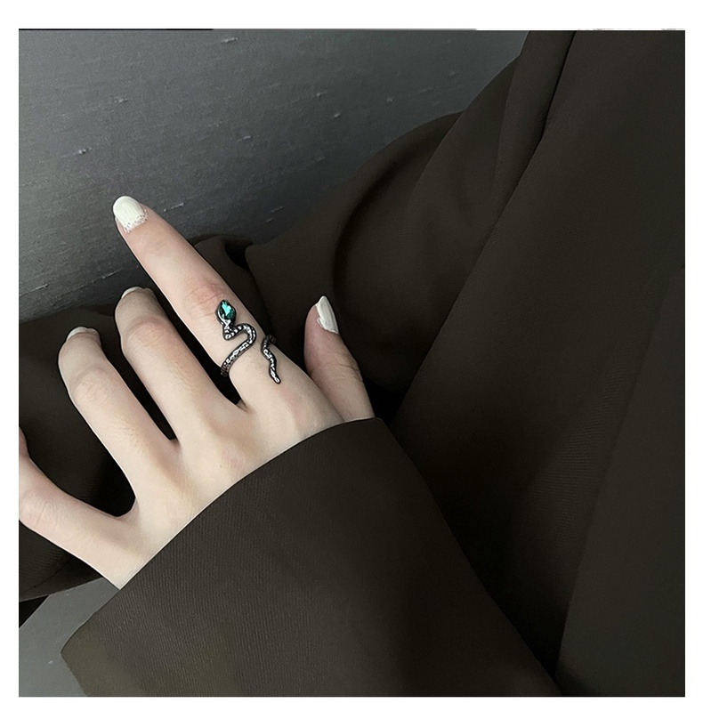 Cincin Model Terbuka Desain Ular Warna Hitam Silver Gaya Harajuku Untuk Aksesoris