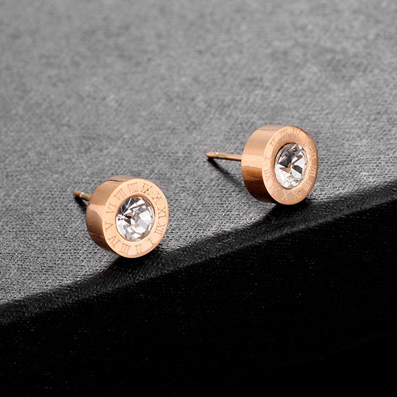 Anting Stud Desain Angka Romawi Bahan Stainless Steel Aksen Kristal Untuk Pria Dan Wanita