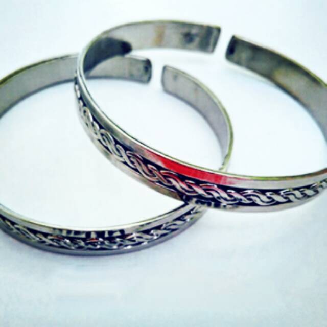 Gelang pria/wanita  anyaman papua