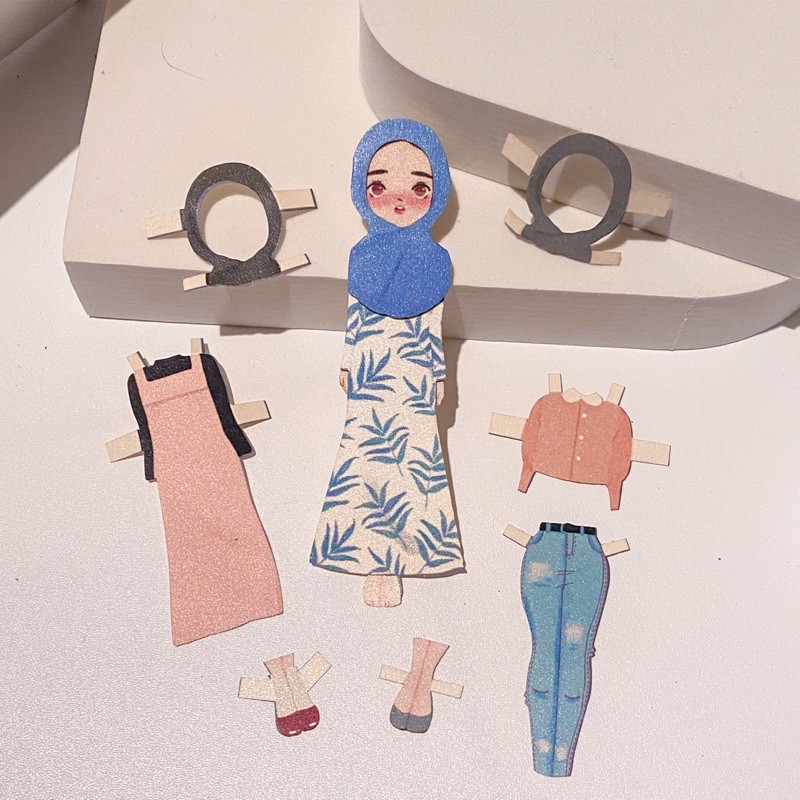 “Summer Chara” Hijab Bongkar Pasang BP Bepe Dress UP Paper Doll Game