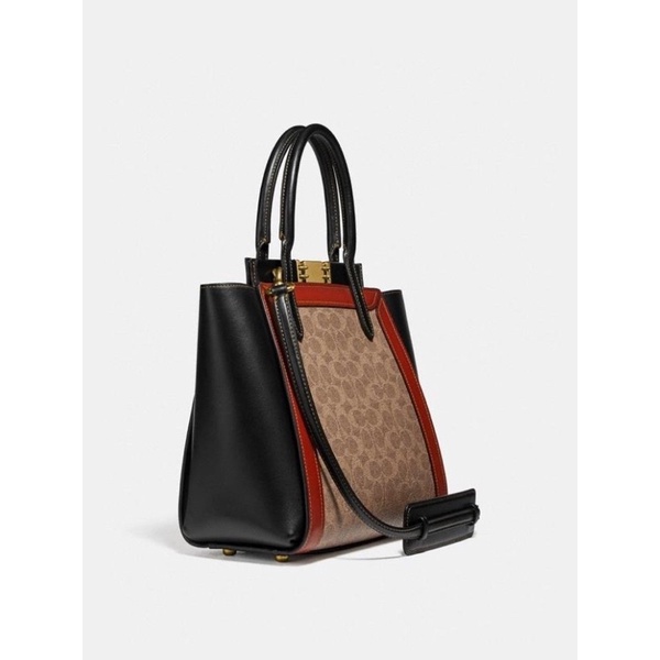 Coach Troupe Tote In Signature Canvas (78487)