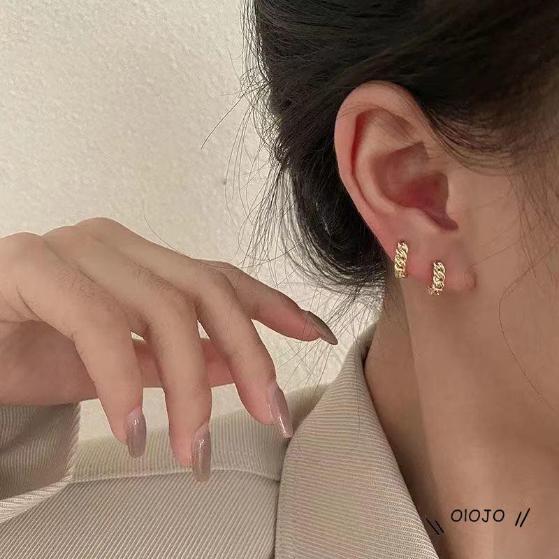 【COD】Anting Bulat Model Kancing Gaya Retro Untuk Wanita Buku