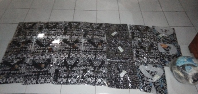 Sarimbit Batik Motif Semut Kemeja Tunik Couple Batik Atasan Batik Batik Kantor Batik Kerja