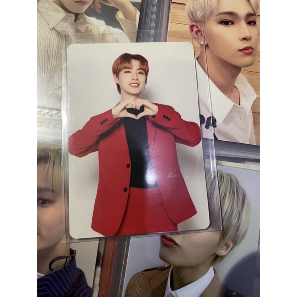 Jajan Oneus Photocard