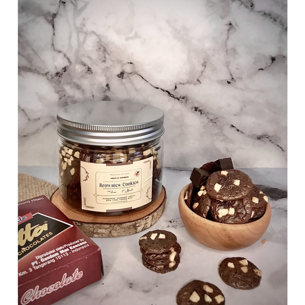 

Brownie Cookies Jar / Crispy Cheese Jar / kue keriang Jar 400ml / Cookies Brownies / Brownies kering / Cookies Jar