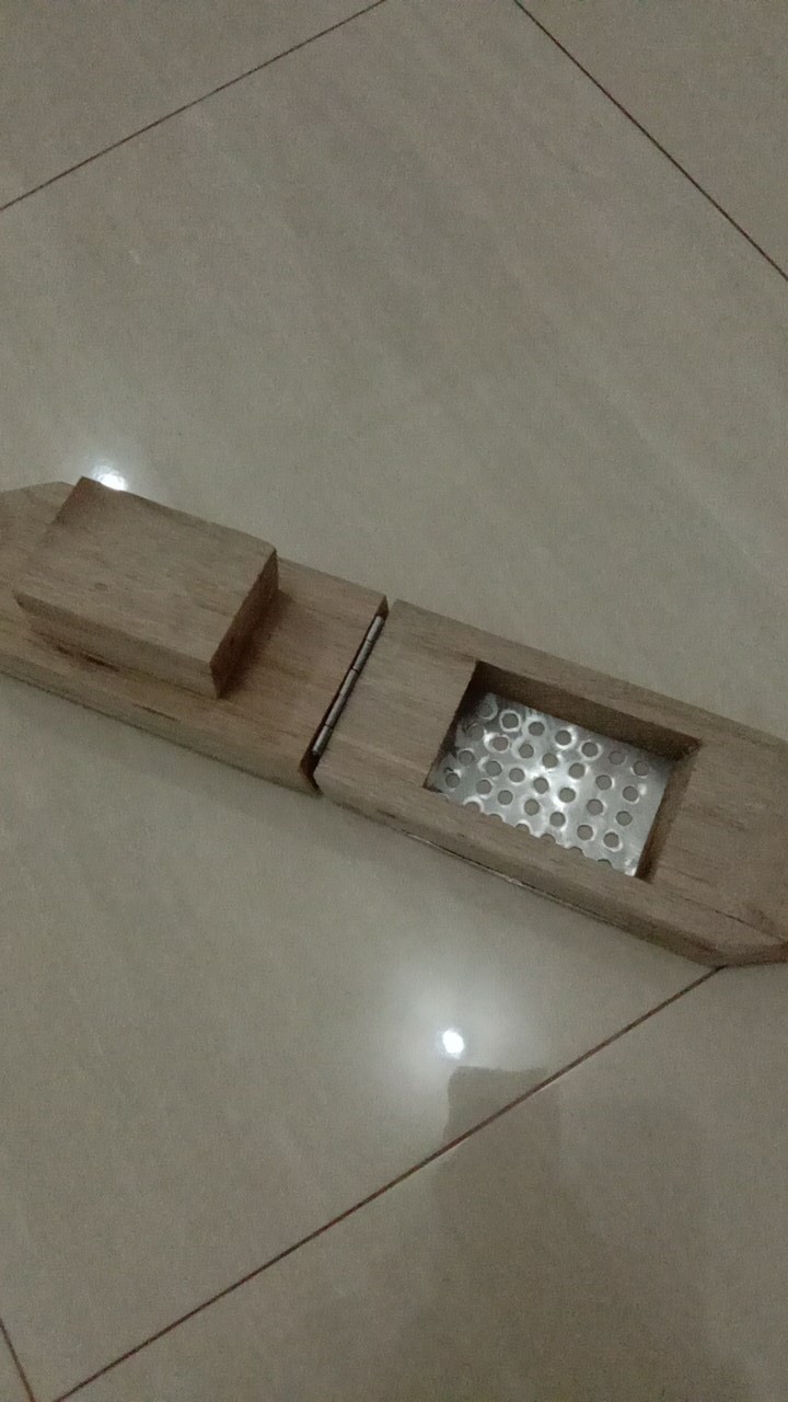 Cetakan Akar Kelapa Atau Ulat Sutera Jumbo