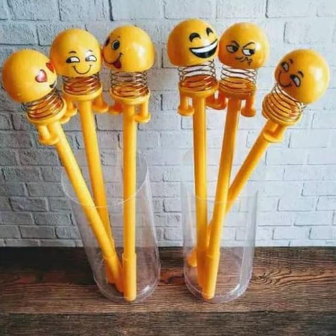 

LUSINAN PEN LUCU / PULPEN GEL EMOJI SPRING DOLL BOUNCING PROMO SPECIAL