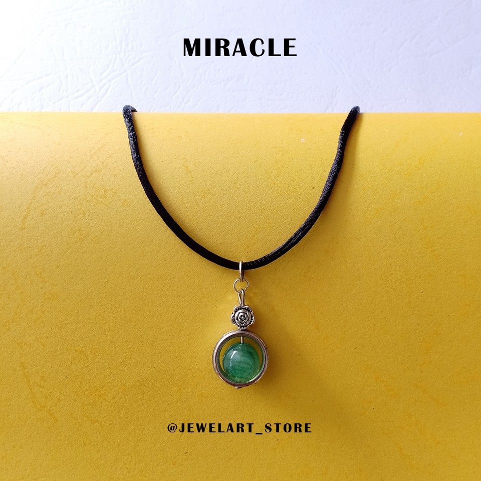 

KALUNG MIRACLE REKOMENDASI KADO DENGAN BEADS AKRILIK DAN TALI KOREA