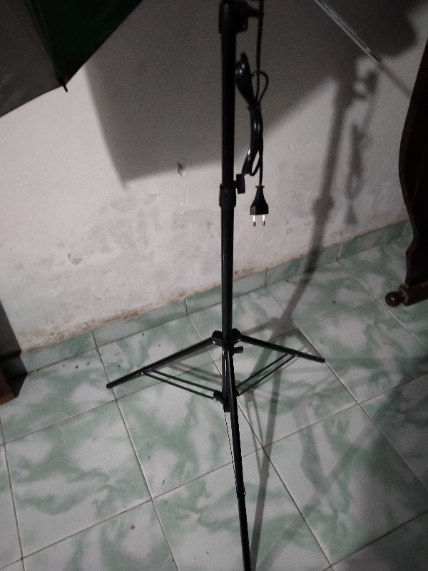 Lamp Holder Single Socket E27 Dengan Dudukan Payung - Hq-dz001