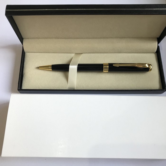 

Pulpen Promosi / Pulpen Eskluisif Model Parker Sonnet Rfs Black Lq Gt