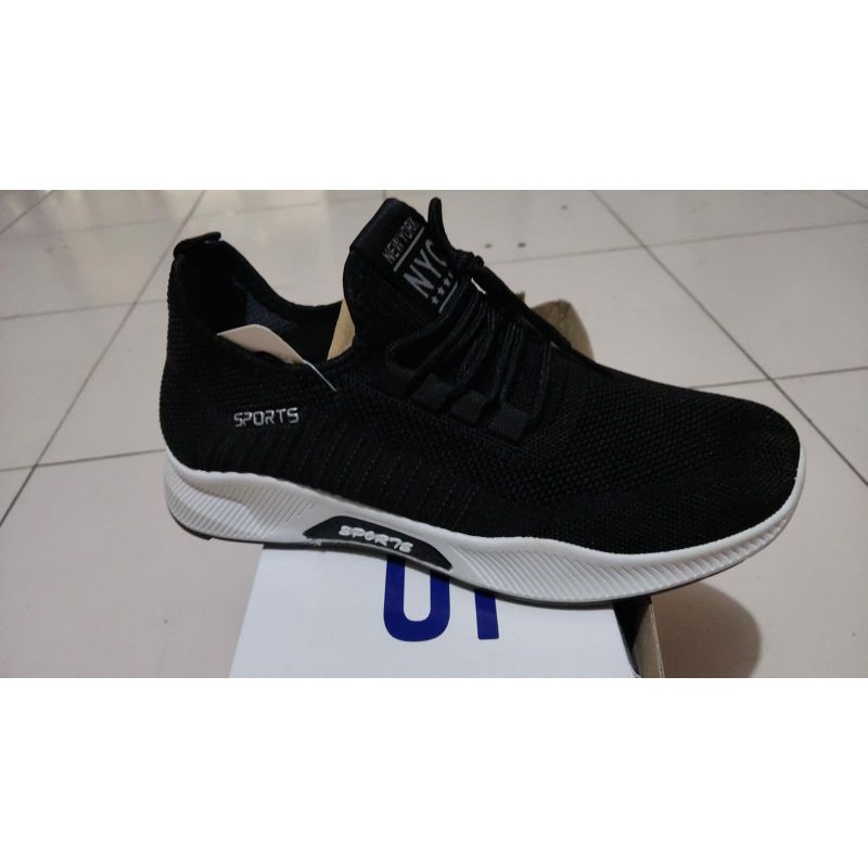 sepatu sneaker impor SGD
