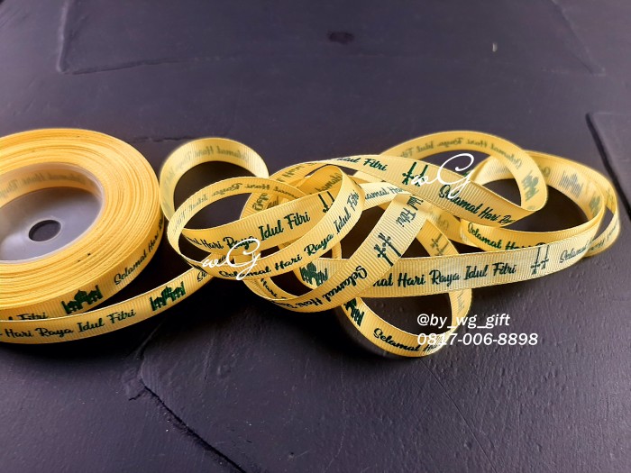 

Pita Idul Fitri -GrossGrain- Kuning Muda ;Lebar 1.2cm ;Pjg 20 yard